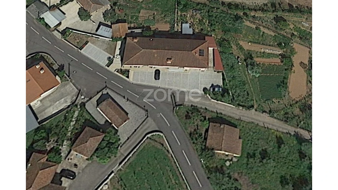 Moradia T3 para Venda em Escariz (São Mamede) e Escariz (São Martinho) Foto 28