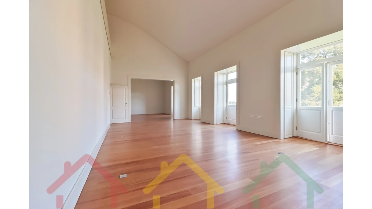 Apartamento T4 para Venda em Paranhos Foto 16
