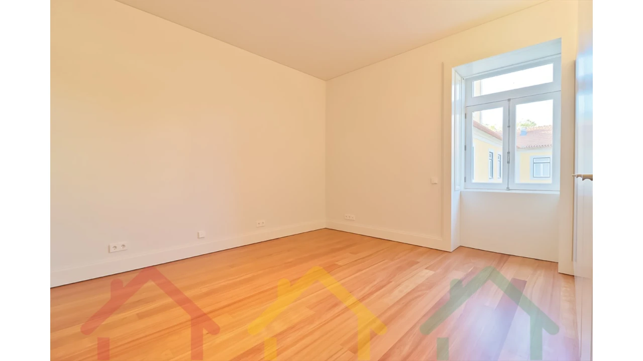 Apartamento T4 para Venda em Paranhos Foto 28