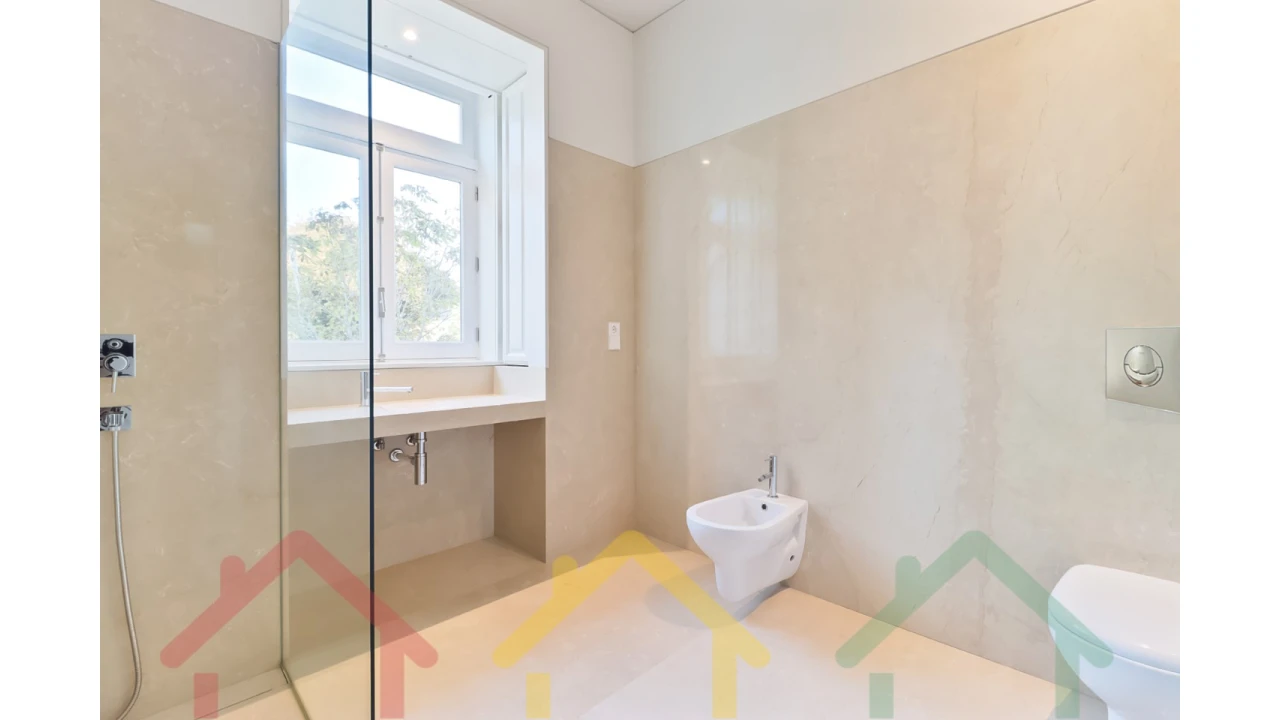 Apartamento T4 para Venda em Paranhos Foto 37