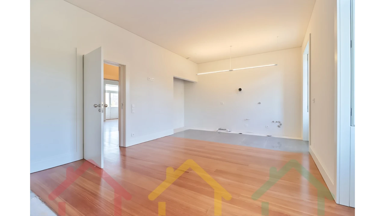 Apartamento T4 para Venda em Paranhos Foto 8