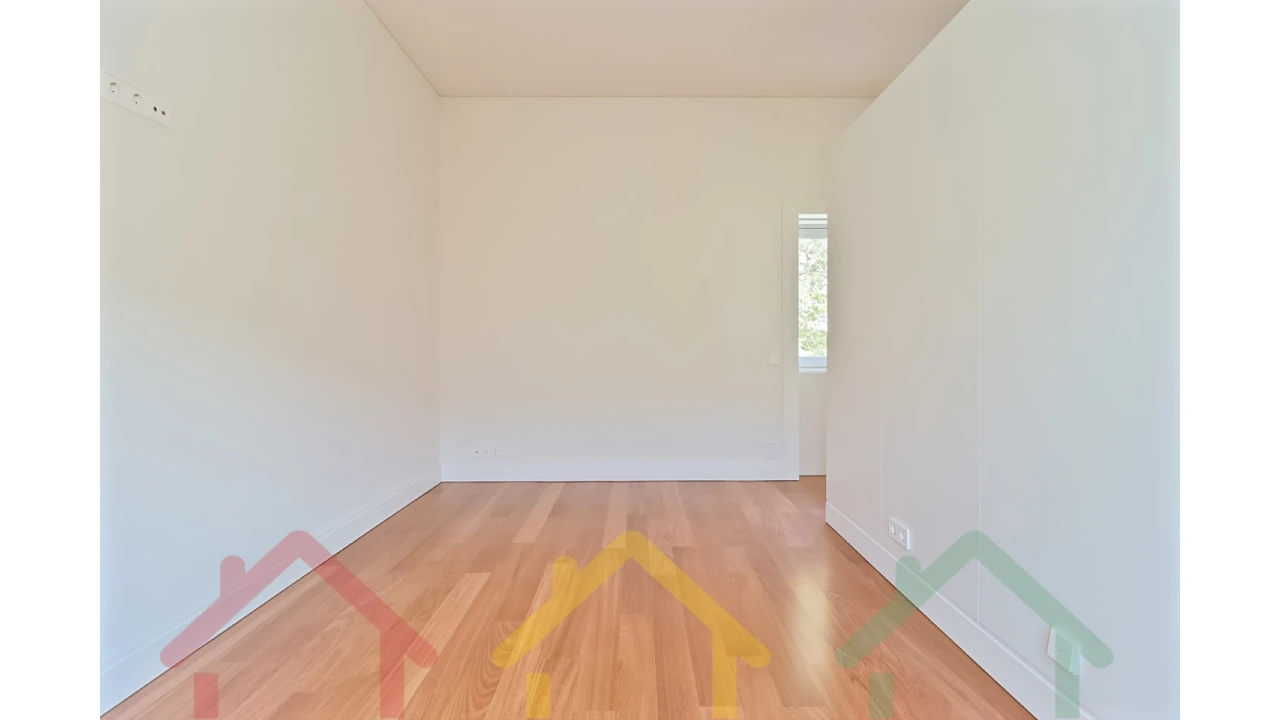 Apartamento T2 para Venda em Paranhos Foto 15