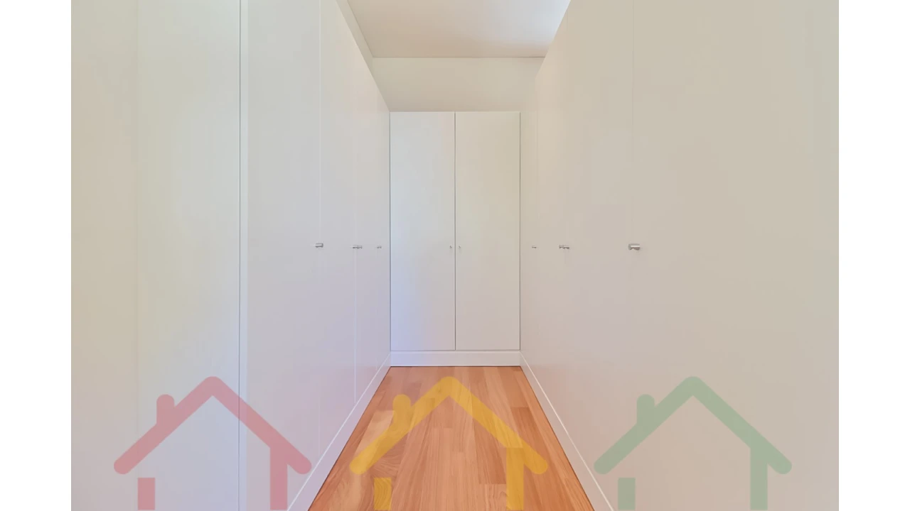 Apartamento T2 para Venda em Paranhos Foto 16