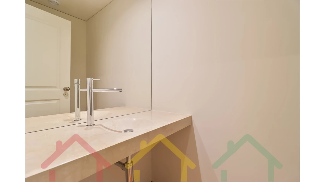 Apartamento T2 para Venda em Paranhos Foto 19