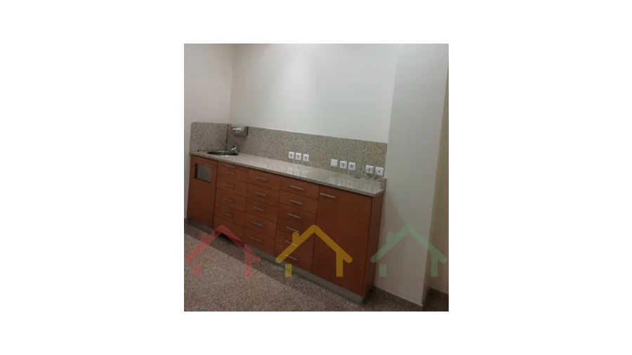 Loja para Arrendamento em Lordelo do Ouro e Massarelos Foto 8