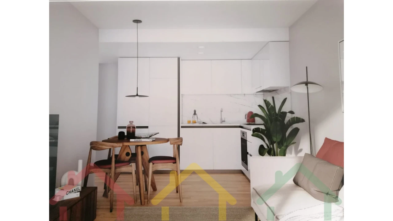 Apartamento T2 para Venda em Cedofeita, Santo Ildefonso, Sé, Miragaia, São Nicolau e Vitória Foto 2