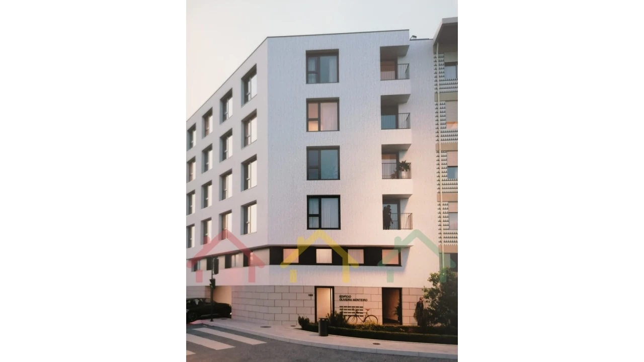 Apartamento T2 para Venda em Cedofeita, Santo Ildefonso, Sé, Miragaia, São Nicolau e Vitória Foto 1