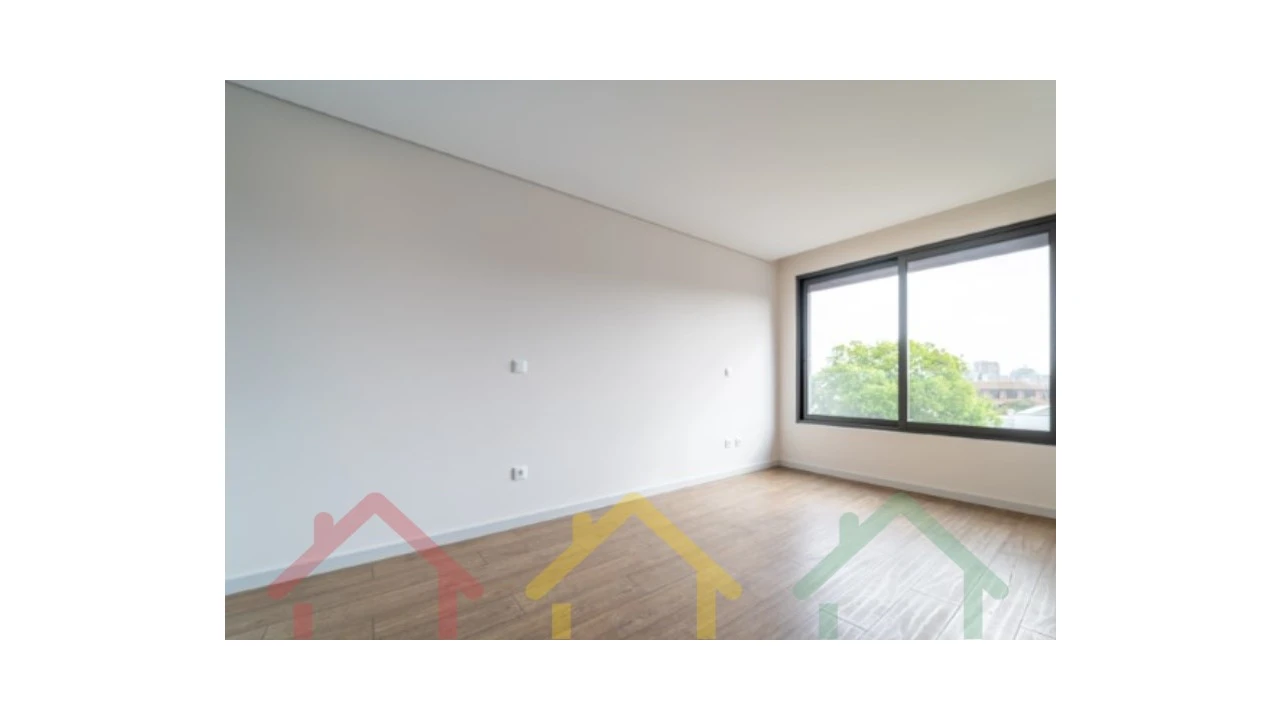 Apartamento T2 para Venda em Cedofeita, Santo Ildefonso, Sé, Miragaia, São Nicolau e Vitória Foto 11