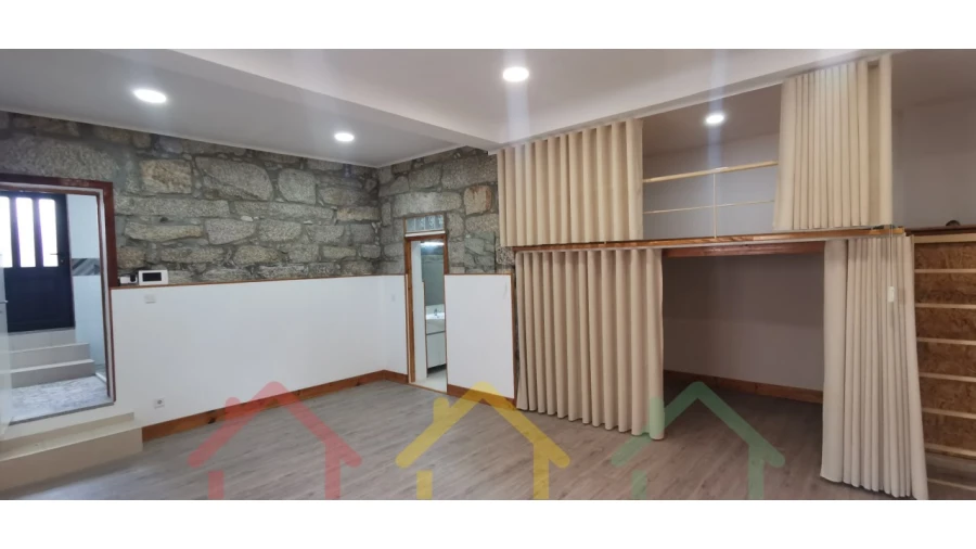 Moradia T7 para Venda em Bonfim Foto 2
