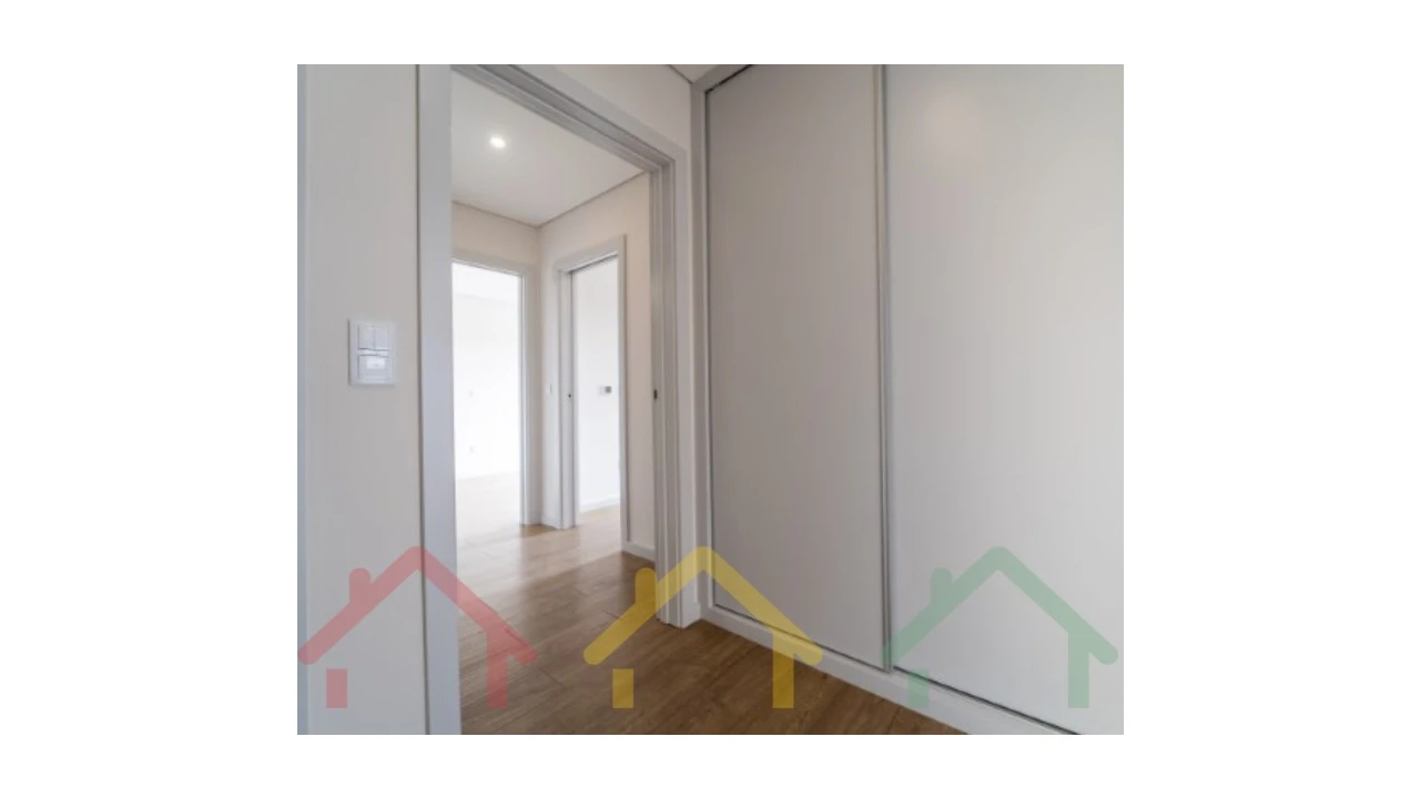 Apartamento T3 para Venda em Cedofeita, Santo Ildefonso, Sé, Miragaia, São Nicolau e Vitória Foto 11