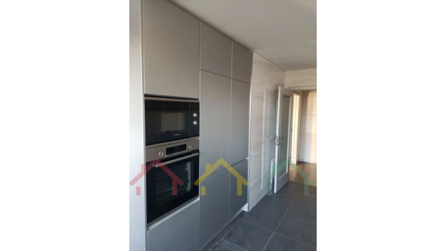 Apartamento T3 para Venda em Cedofeita, Santo Ildefonso, Sé, Miragaia, São Nicolau e Vitória Foto 6