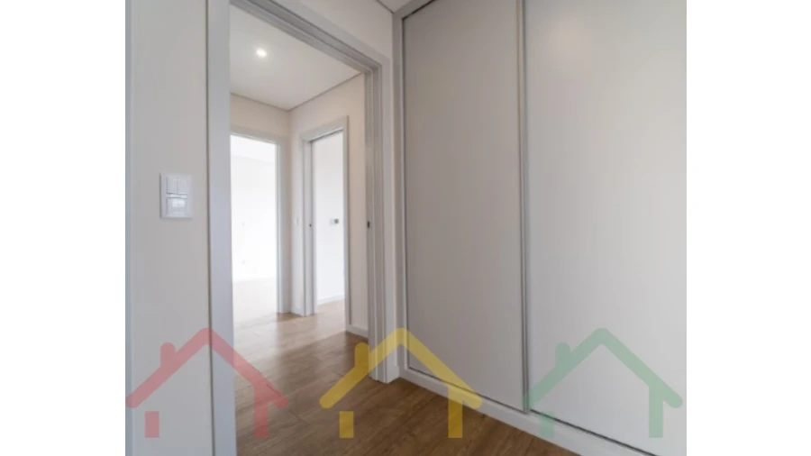 Apartamento T3 para Venda em Cedofeita, Santo Ildefonso, Sé, Miragaia, São Nicolau e Vitória Foto 11