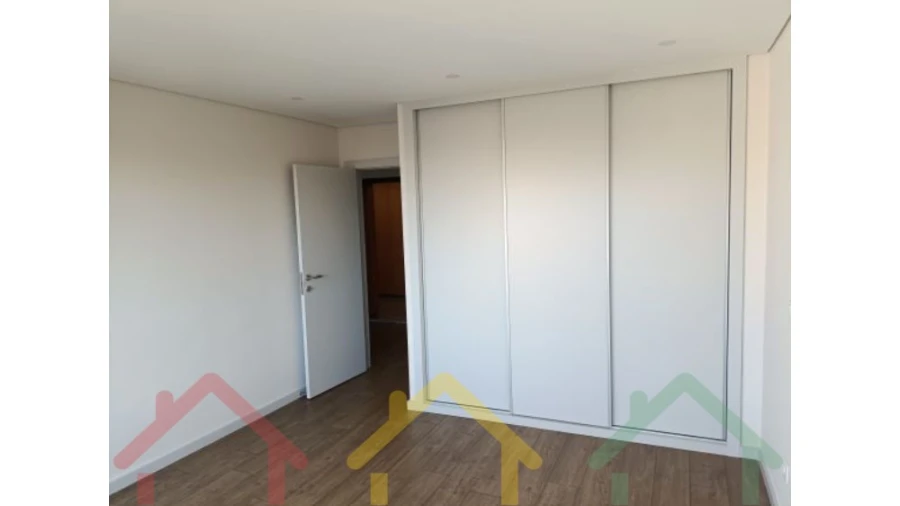 Apartamento T2 para Venda em Cedofeita, Santo Ildefonso, Sé, Miragaia, São Nicolau e Vitória Foto 12