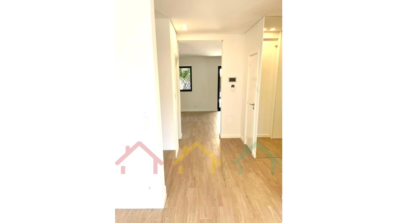 Moradia T3 para Venda em Rio Tinto Foto 2