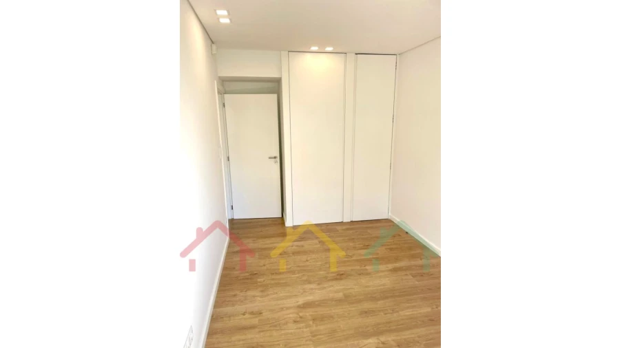 Moradia T3 para Venda em Rio Tinto Foto 19