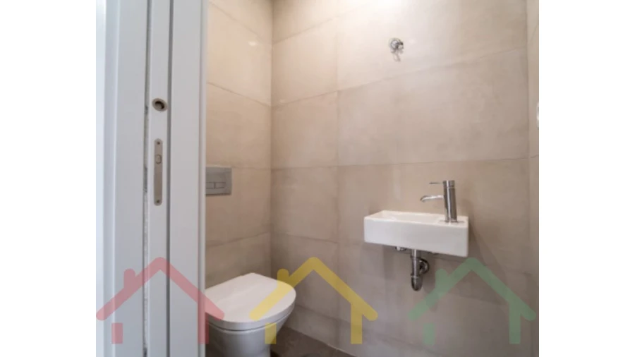 Apartamento T3 para Venda em Cedofeita, Santo Ildefonso, Sé, Miragaia, São Nicolau e Vitória Foto 8