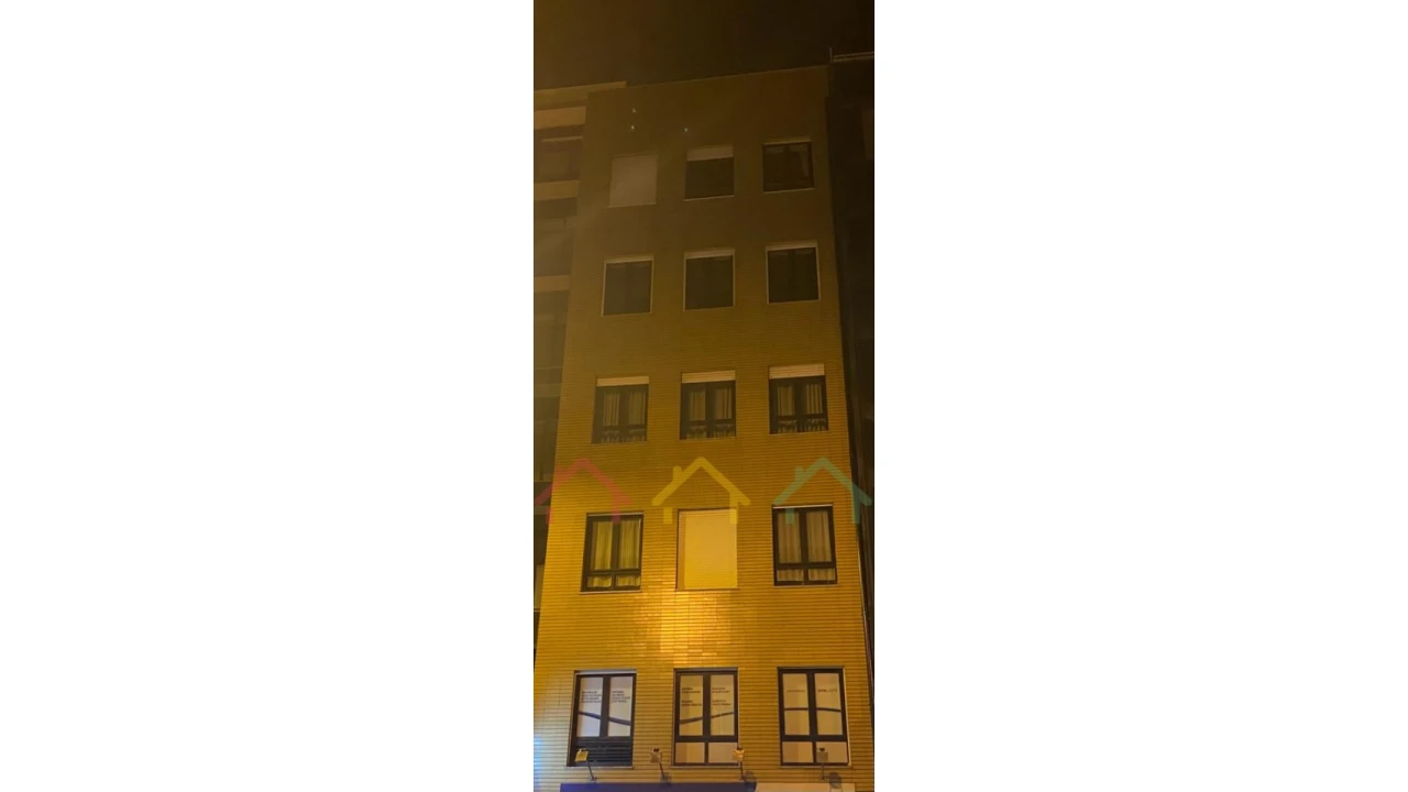 Apartamento T1 para Venda em Paranhos Foto 17