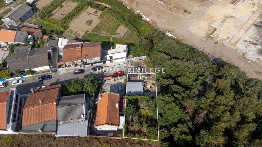 Terreno para Venda em Vilar de Andorinho