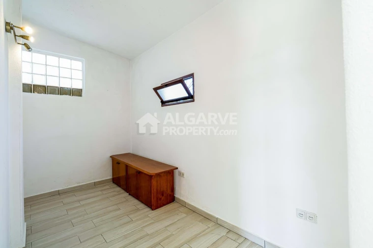 Moradia T3 para Venda em Almancil Foto 23