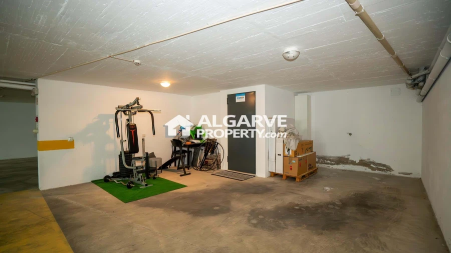 Moradia T4 para Venda em Quarteira Foto 35