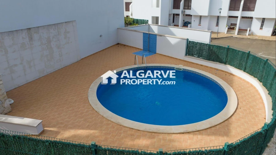 Moradia T4 para Venda em Quarteira Foto 37