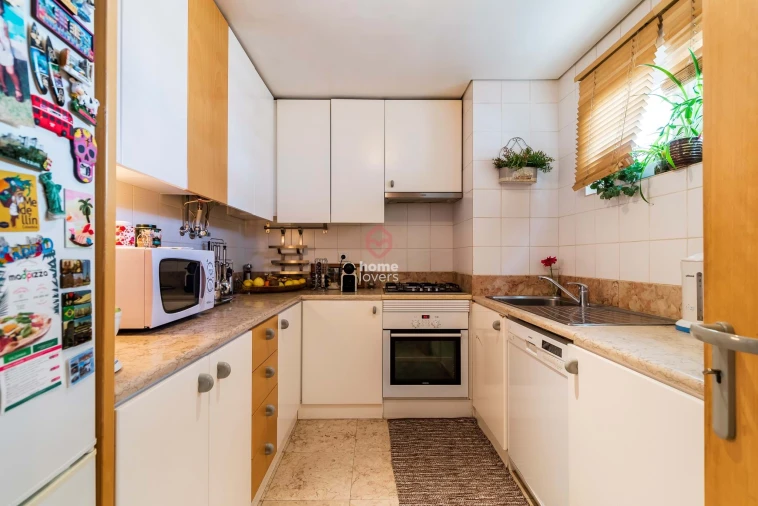 Apartamento T3 para Venda em Santa Maria Maior Foto 14
