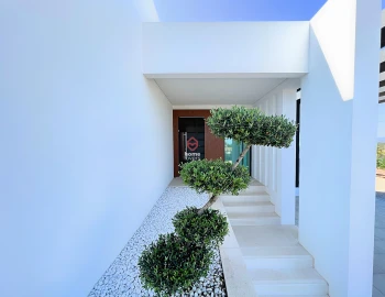 Moradia T4 para Venda em Loule (São Clemente)