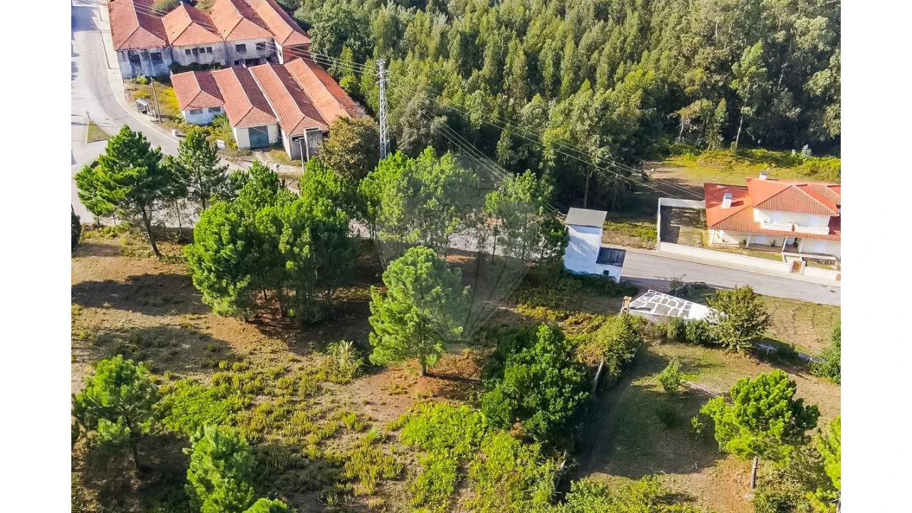 Terreno para Venda em Sandim, Olival, Lever e Crestuma Foto 4
