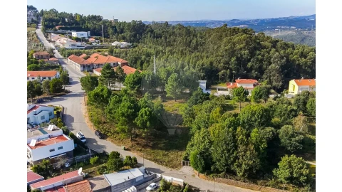 Terreno para Venda em Sandim, Olival, Lever e Crestuma