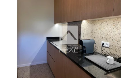 Apartamento T4 para Venda em São Mamede de Infesta e Senhora da Hora