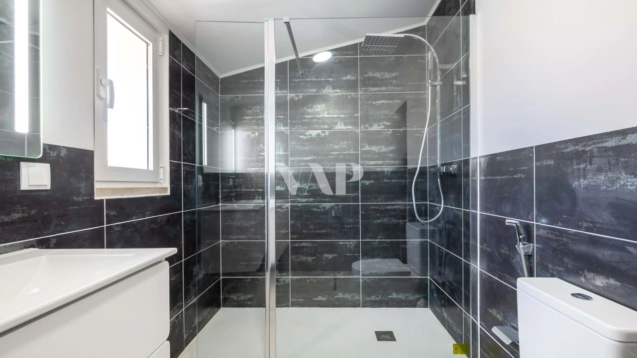 Apartamento T3 para Venda em Quarteira Foto 12
