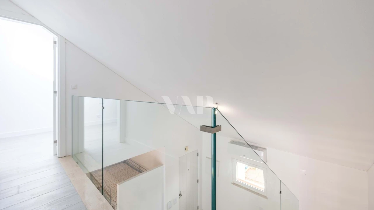 Apartamento T3 para Venda em Quarteira Foto 9