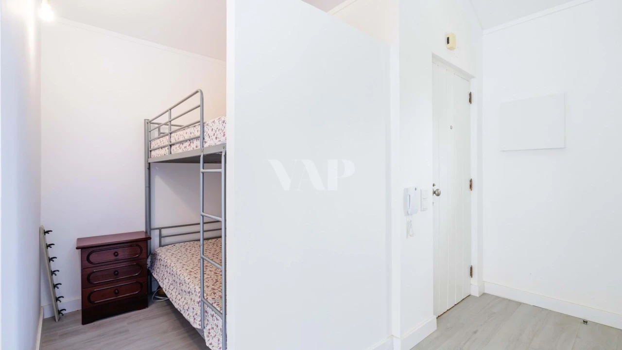 Apartamento T3 para Venda em Quarteira Foto 18