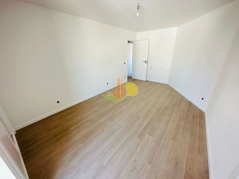 Apartamento T2 para Venda em Buarcos Foto 15