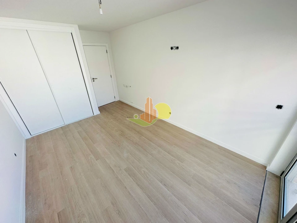 Apartamento T2 para Venda em Buarcos Foto 17