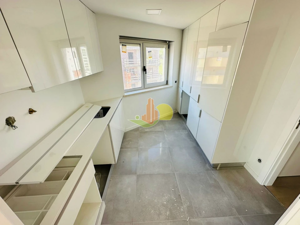 Apartamento T2 para Venda em Buarcos Foto 8