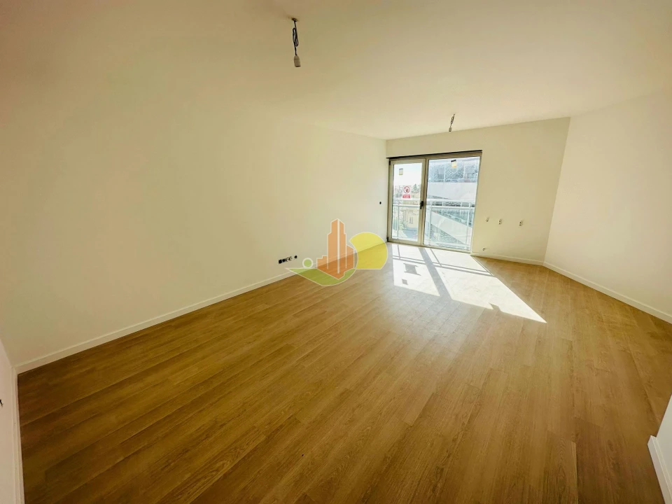 Apartamento T2 para Venda em Buarcos Foto 3