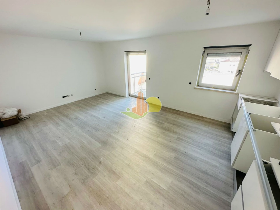 Apartamento T2 para Venda em Buarcos Foto 8