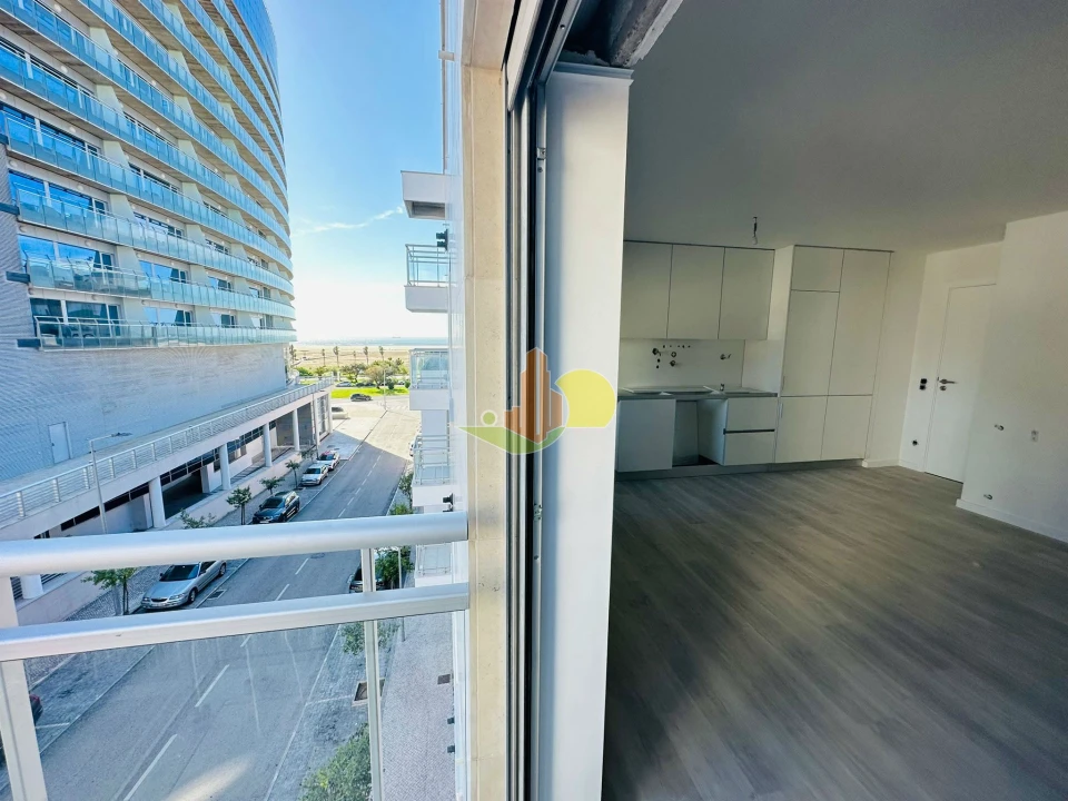 Apartamento T2 para Venda em Buarcos Foto 14