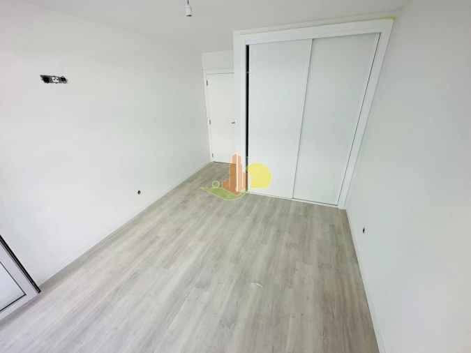 Apartamento T2 para Venda em Buarcos Foto 18