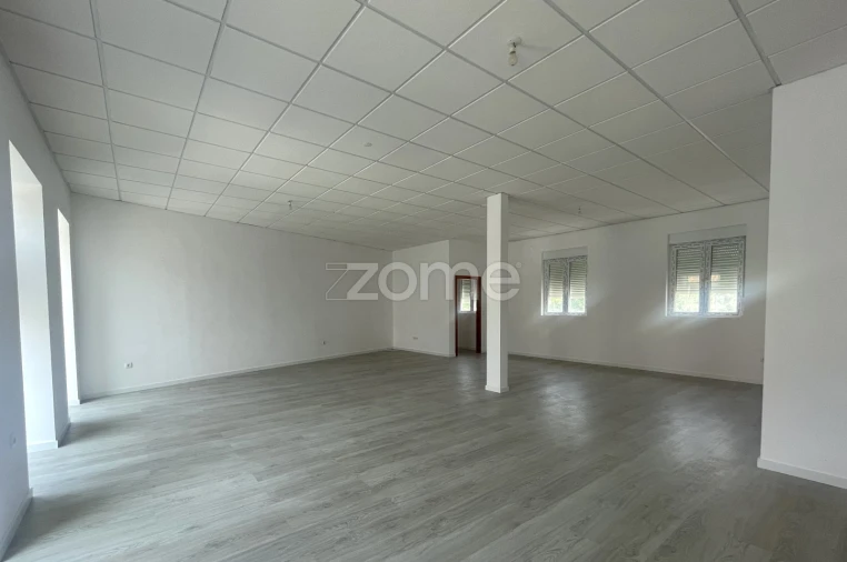 Negócio para Arrendamento em Ponte da Barca, V.N. Muía, Paço Vedro Magalhães Foto 7