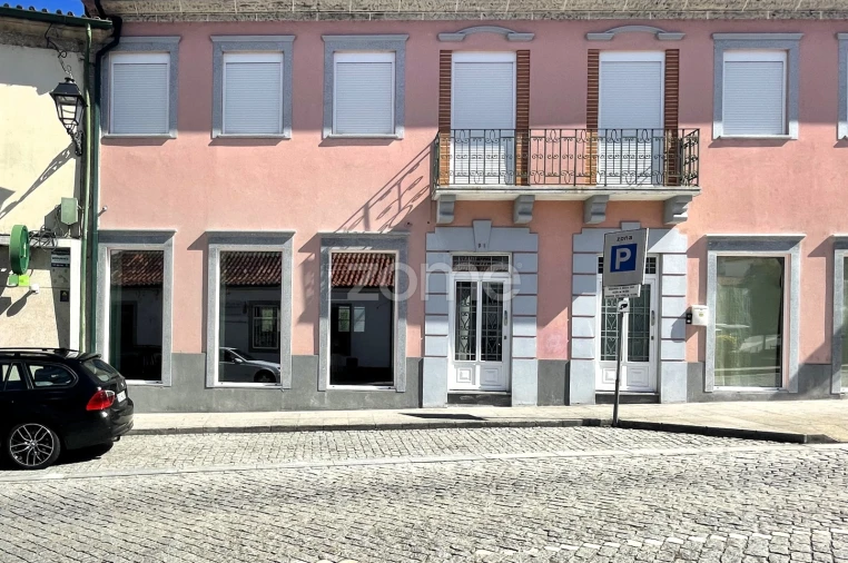 Negócio para Arrendamento em Ponte da Barca, V.N. Muía, Paço Vedro Magalhães Foto 2