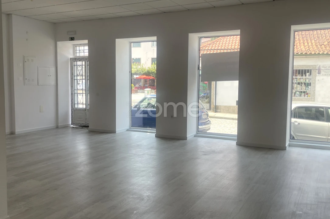 Negócio para Arrendamento em Ponte da Barca, V.N. Muía, Paço Vedro Magalhães Foto 8