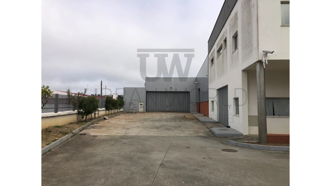 Armazém para Venda em Malveira e São Miguel de Alcainça Foto 22