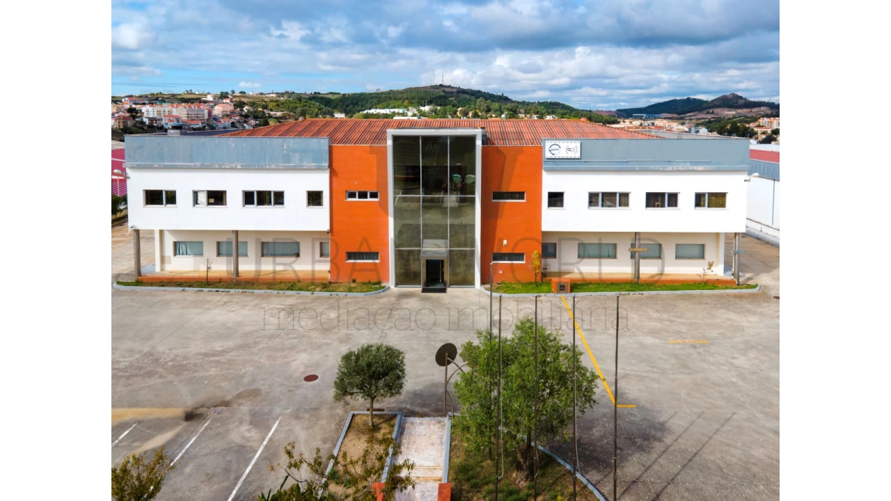 Armazém para Venda em Malveira e São Miguel de Alcainça Foto 5