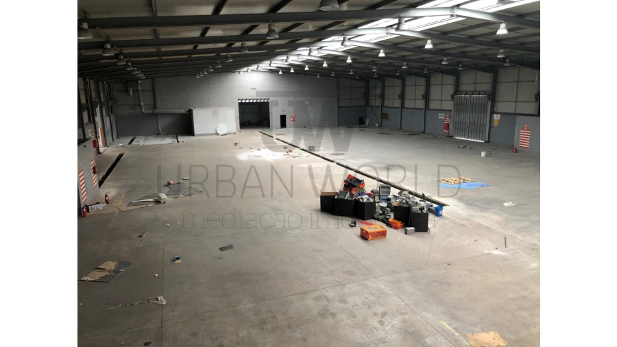 Armazém para Venda em Malveira e São Miguel de Alcainça Foto 9