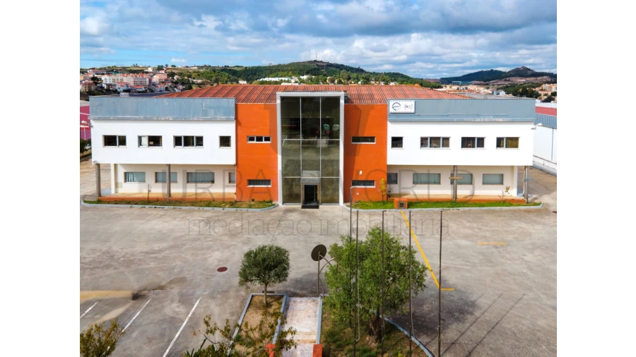 Armazém para Venda em Malveira e São Miguel de Alcainça Foto 5