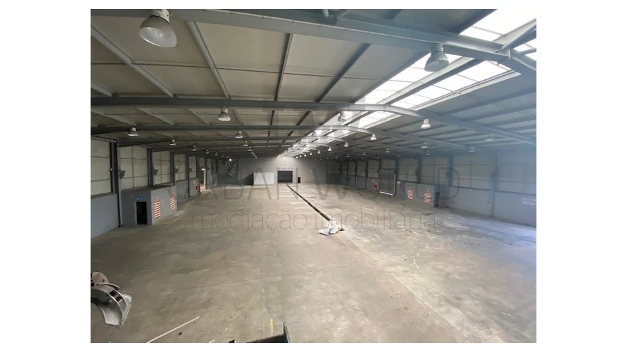 Armazém para Venda em Malveira e São Miguel de Alcainça Foto 23