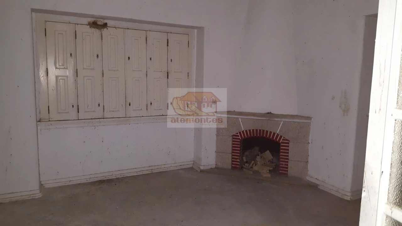 Quinta T5 para Venda em Azinheira dos Barros e São Mamede do Sádão Foto 5