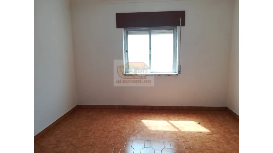 Moradia T5 para Venda em Melides Foto 6